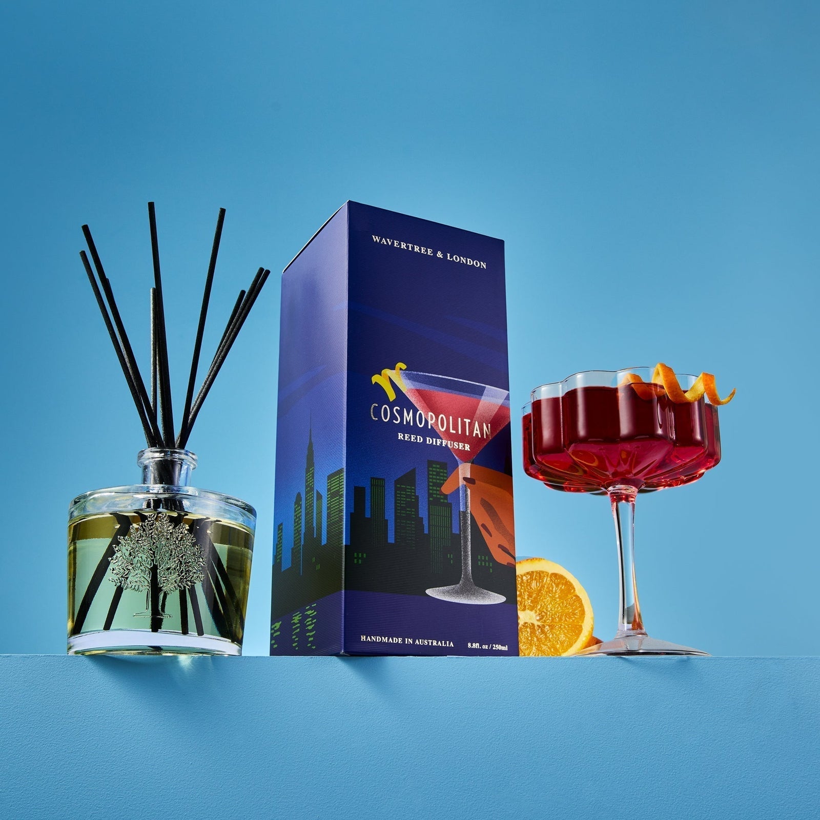 cosmopolitan diffuser and cocktail glass