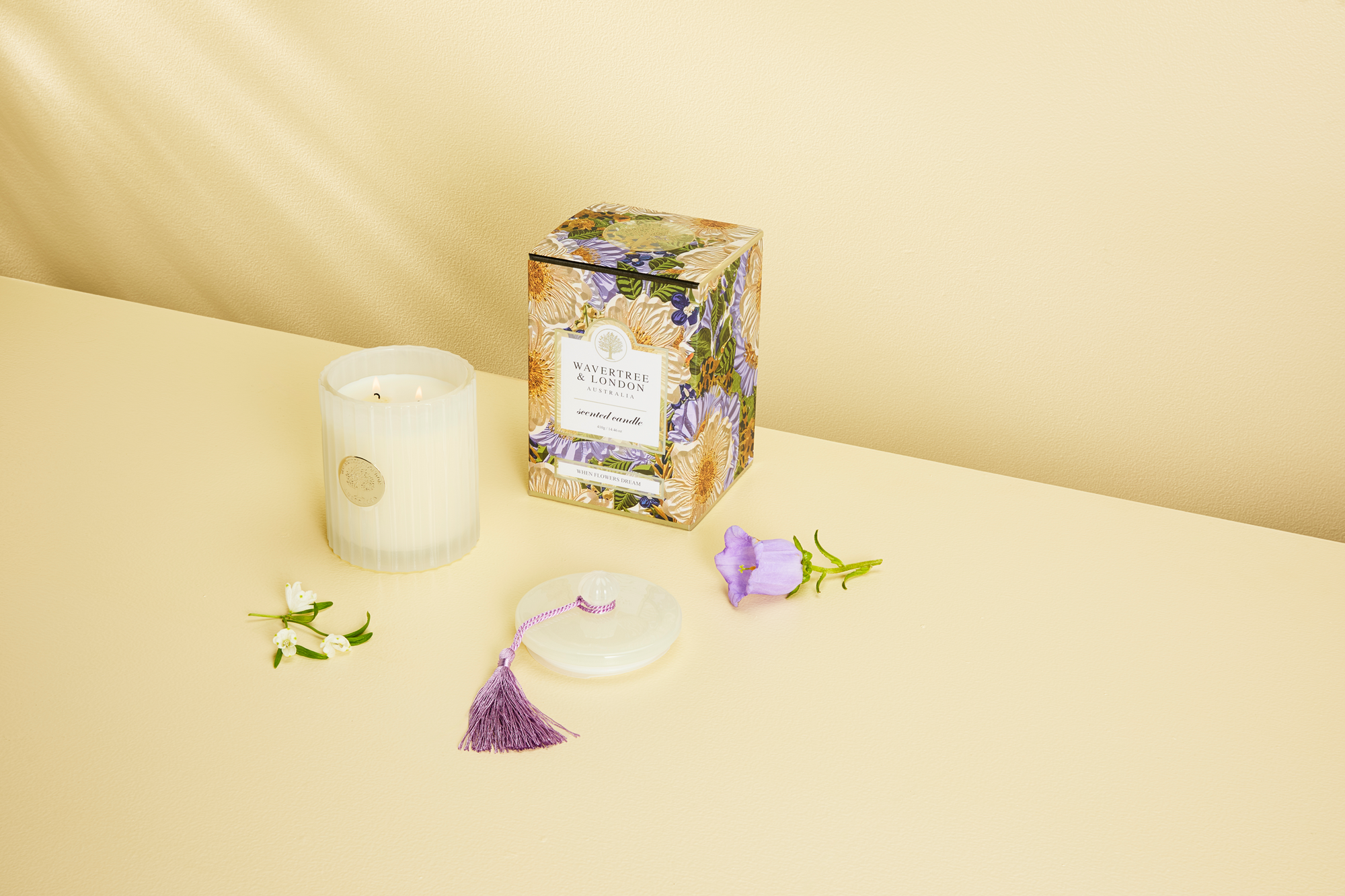 When Flowers Dream Candle 410g